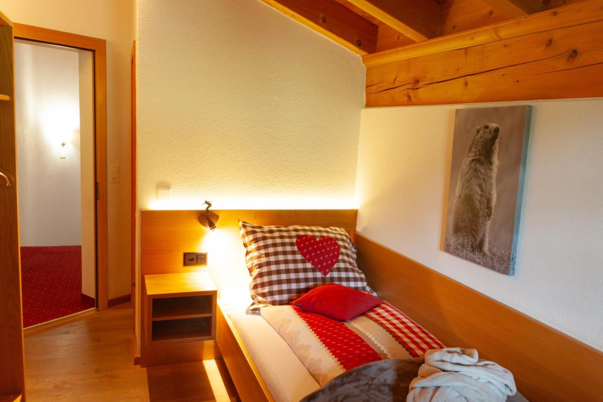 Hotel Madrisajoch Sankt Antönien Exterior foto